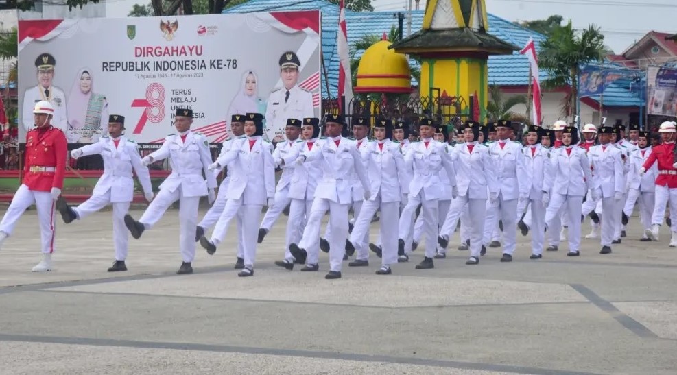 Wabup Inhil H.Syamsuddin Uti Pimpin Upacara Penurunan Bendera HUT Proklamasi Ke-78 RI TH 2023