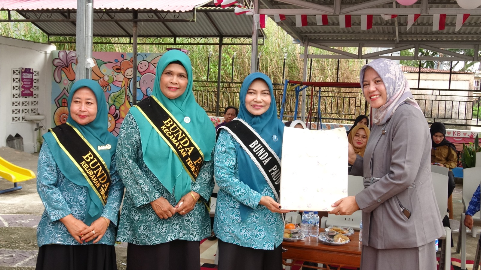 Wujudkan PAUD berkualitas, Bunda PAUD   Katerina Susanti Herman, sambangi TK Viedu Inklusi di Jalan Kembang Tembilahan