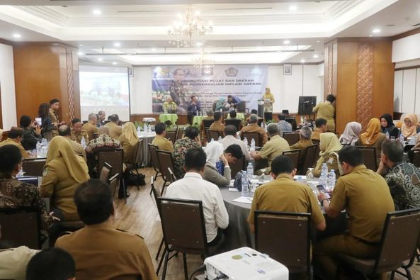 Sekda Inhil Hadiri Rakorpusda Pengendalian Inflasi