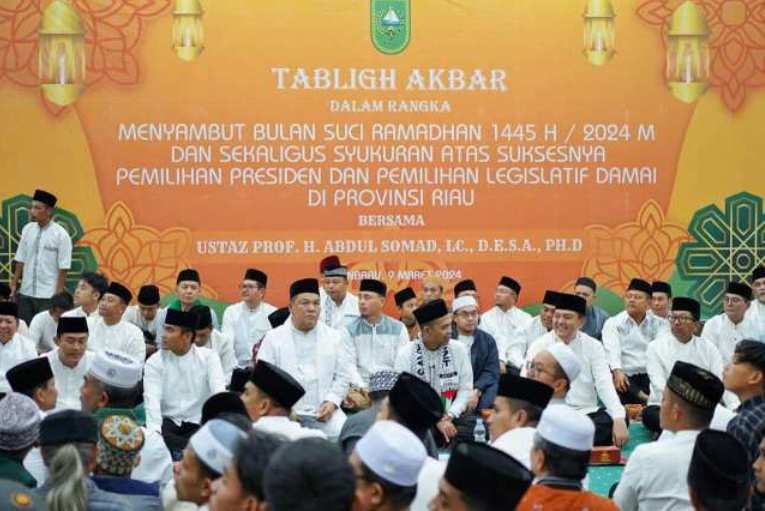 Tabligh Akbar Bersama UAS, Pj Gubri Ajak Umat Islam Sambut Ramadan dengan Suka Cita