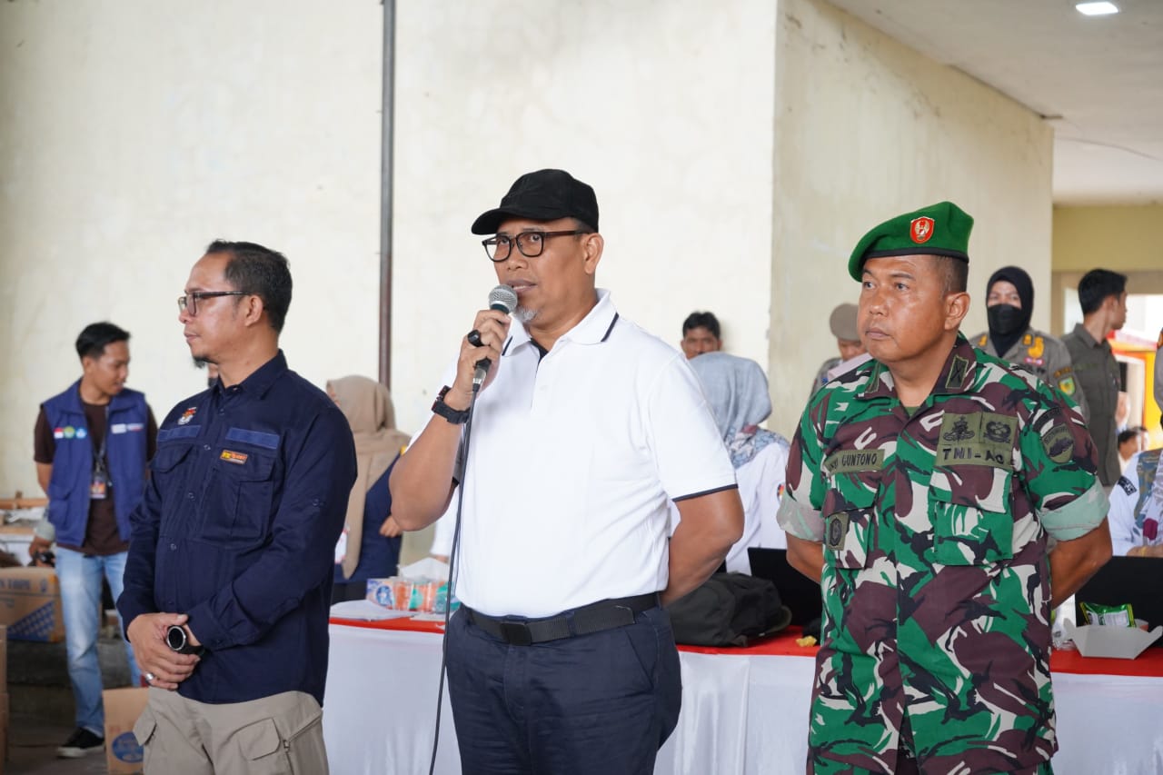 Pj Bupati Inhil Tinjau Proses Sortir Dan Pelipatan Surat Suara