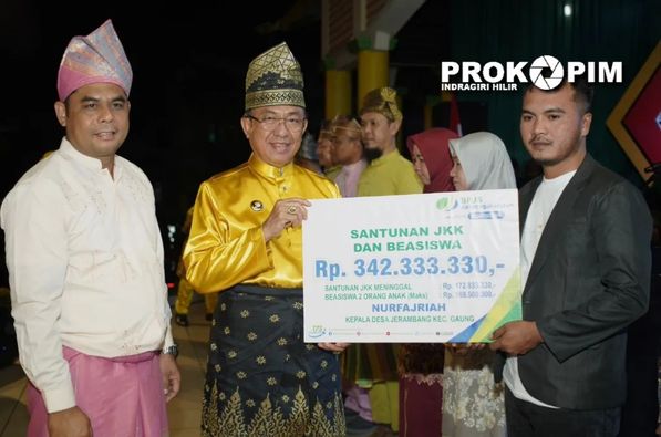 Bupati H.M Wardan Dan Forkompinda Hadiri Malam Resepsi Kenduri Rakyat Milad ke-58 Kabupaten Indragiri Hilir