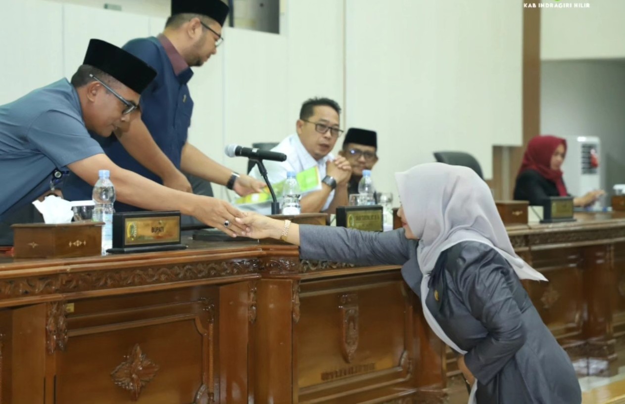 Bupati Inhil Menghadiri Rapat Paripurna Ke  30 DPRD  Inhil Masa Persidangan IV Tahun  2025