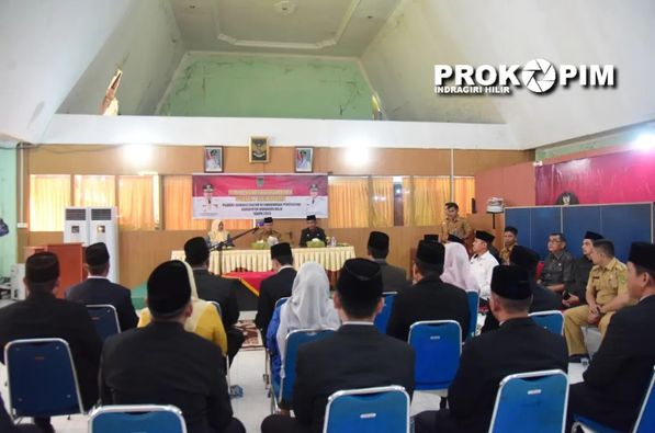 Wabup H.Syamsuddin Uti Melantik 15 orang Pejabat Eselon III dan VI dilingkungan Pemkab inhil